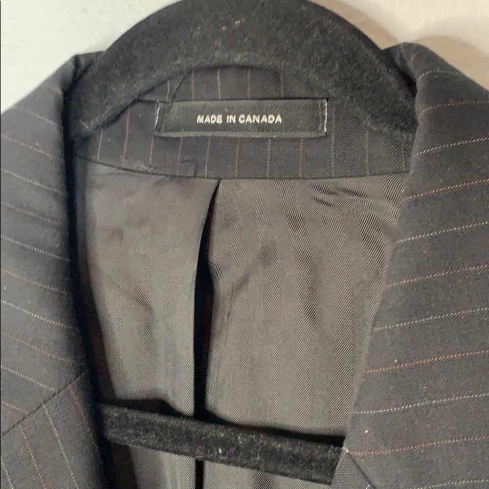 Club room wool black pin stripe suit jacket 42L - Picture 2 of 9